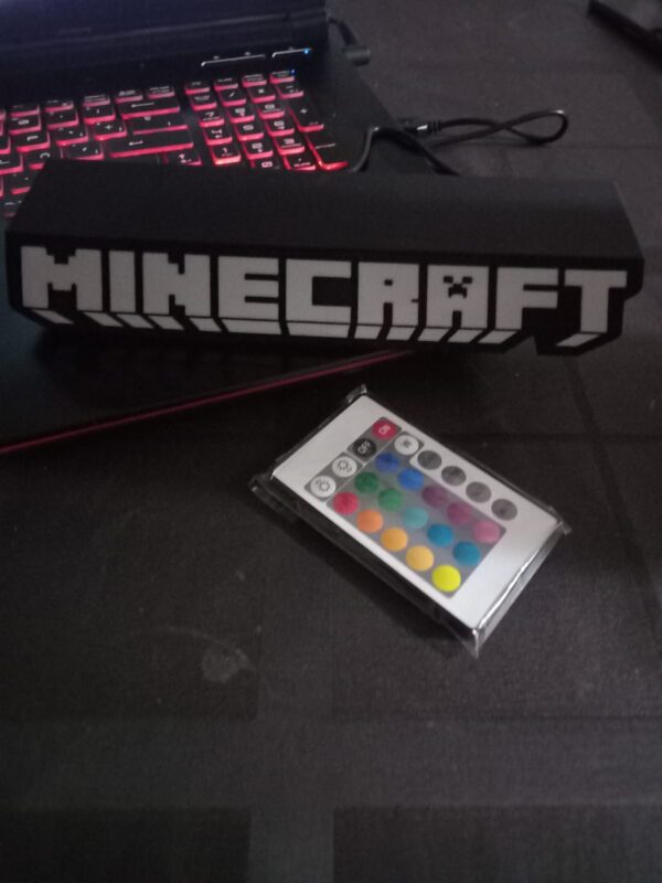 cartel gaming estilo bloques con iluminación RGB – perfecto para setups