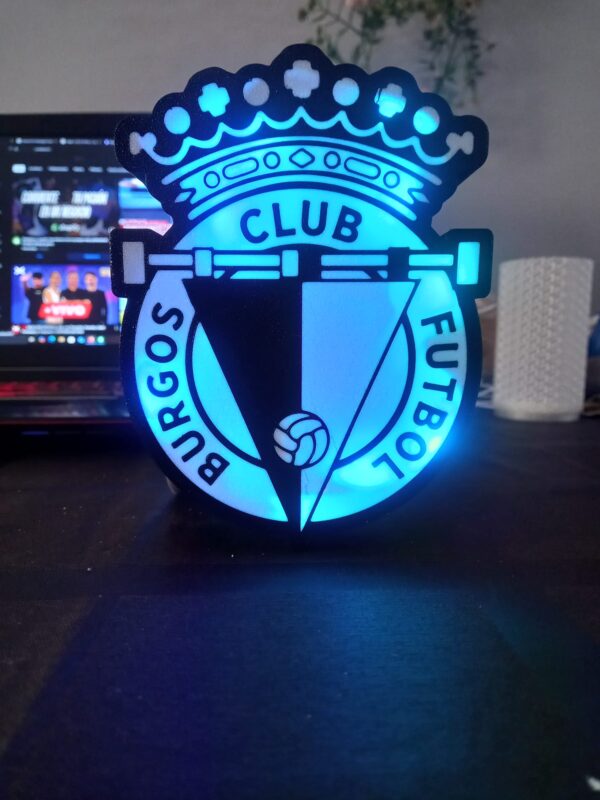 cartel led futbol personalizado con escudo y luces rgb