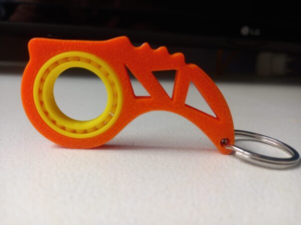 Diseño original de Keyrambit con piezas móviles, impreso en 3D y perfecto para regalo personalizado
