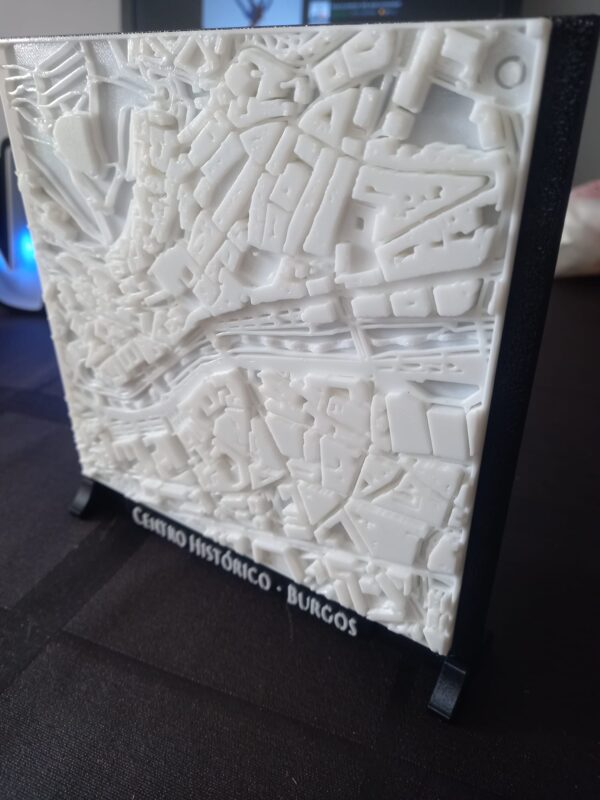 Decoración impresa en 3D del centro histórico de Burgos ideal como regalo local