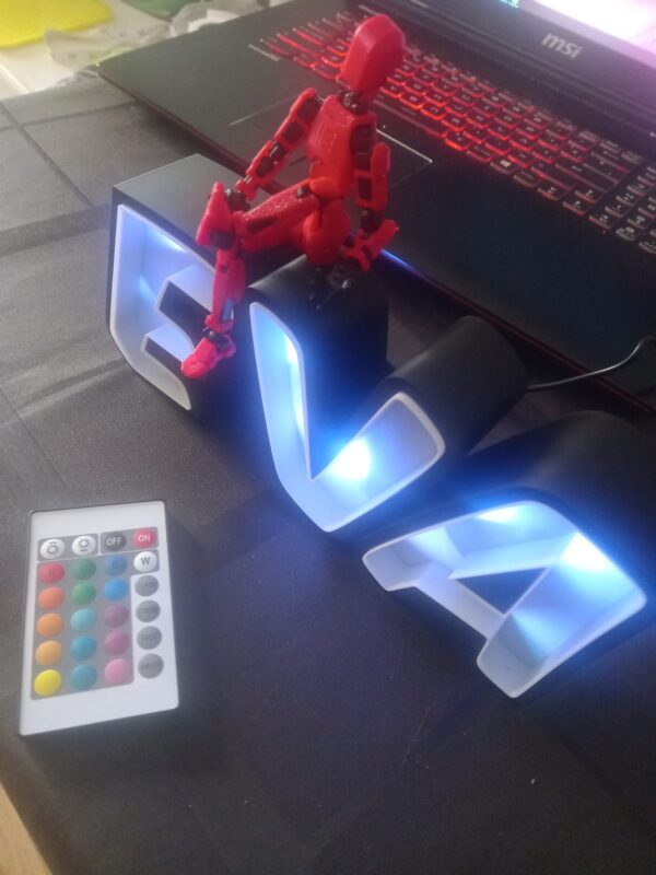 Cartel con letras LED RGB impresas en 3D, decoración única para habitaciones, eventos o tiendas.