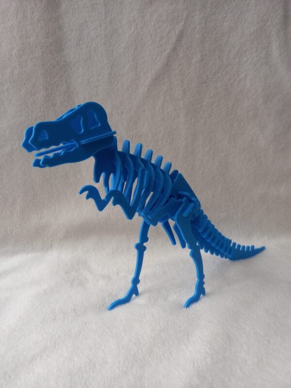 Figura esqueleto de T-Rex en rompecabezas tridimensional